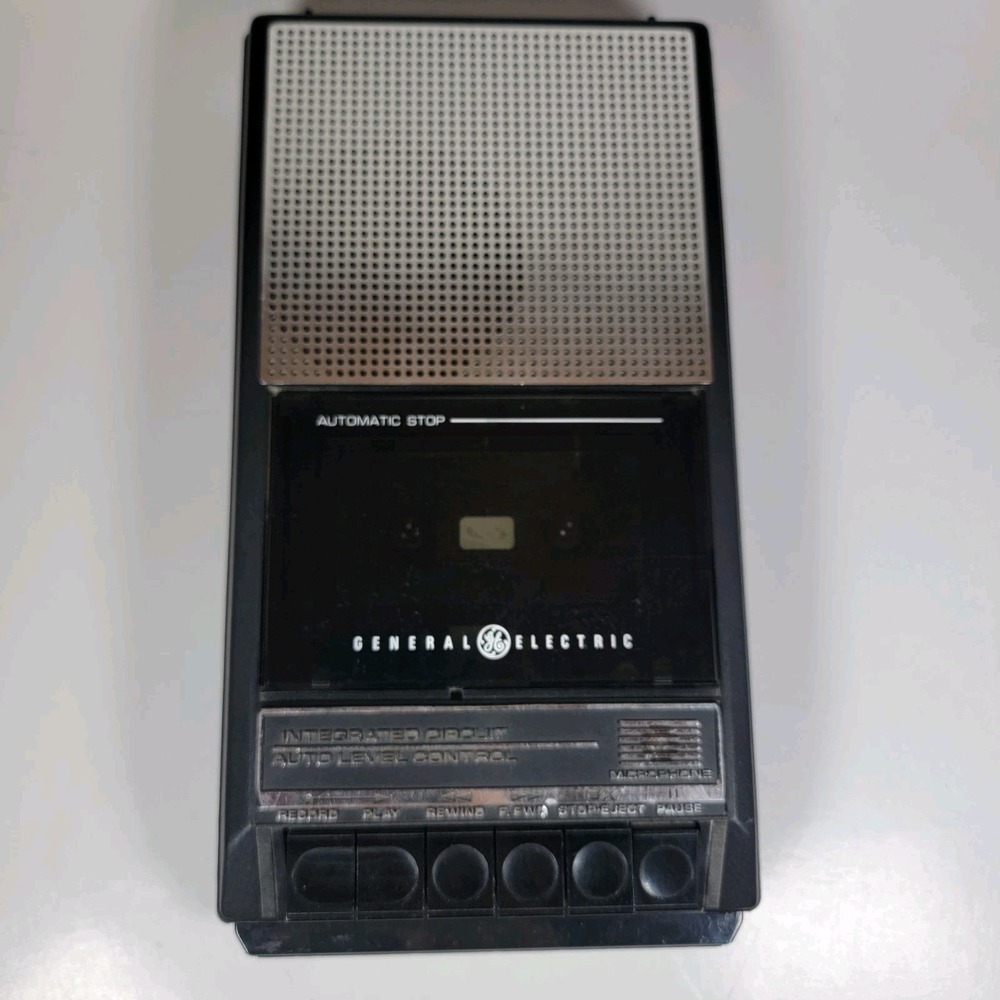 VINTAGE GE GENERAL ELECTRIC Cassette Tape Recorder Player‎ Model 3-5015D Works